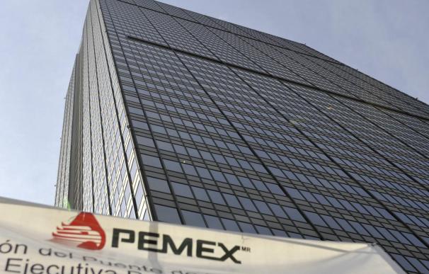 Pemex contempla subir al 12,5 % su participación en Repsol