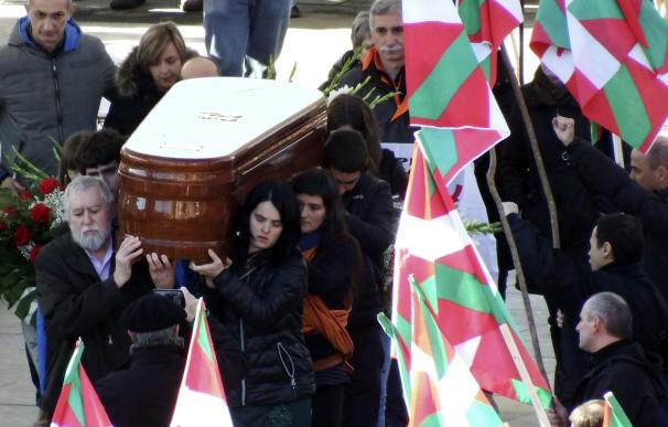 Expresos de ETA, entre los asistentes al funeral de Uribetxebarria Bolinaga