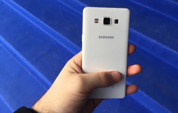 Galaxy A, el nuevo teléfono de Samsung pensado para hacer selfies