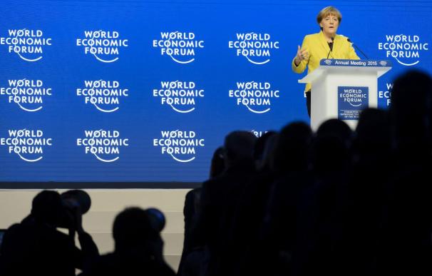 Merkel dice que hay que crear crecimiento con las medidas adecuadas