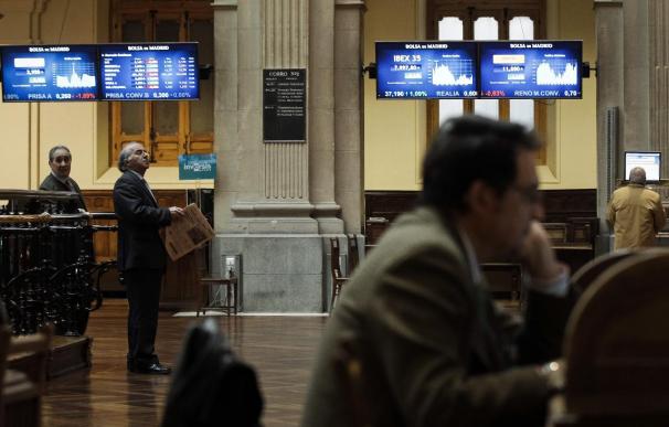 La bolsa española pierde el 0,6 por ciento y el nivel de 8.700 puntos por Wall Street