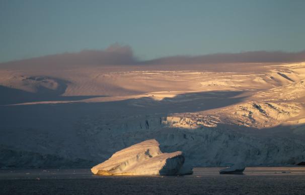Científicos españoles refutan el incremento continuado de las temperaturas en la Península Antártica