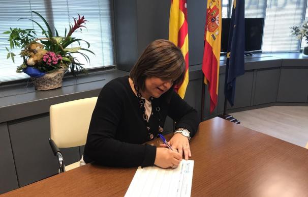 Isabel Bonig avala a Miguel Barrachina para liderar el PP de Castellón