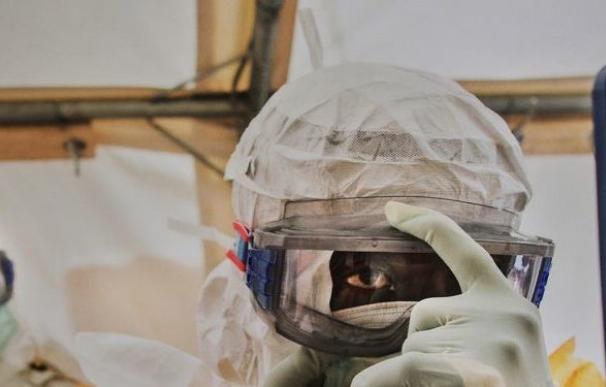 La OMS anuncia una vacuna contra el ébola eficaz "hasta un 100%"