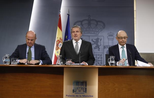 El Gobierno pide a PSOE y Cs dejar las "sobreactuaciones" y ve en la moción de Podemos un "mero brindis al sol"