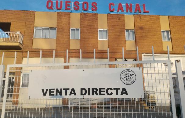 La empresa vallisoletana Quesos Canal cerrará y deja sin salida a la leche de siete ganaderos