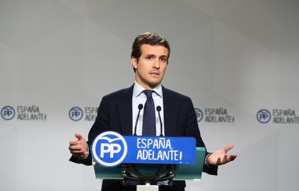 Casado afirma que la moción de censura "le viene mal a España y a la estabilidad" en pleno debate de los PGE