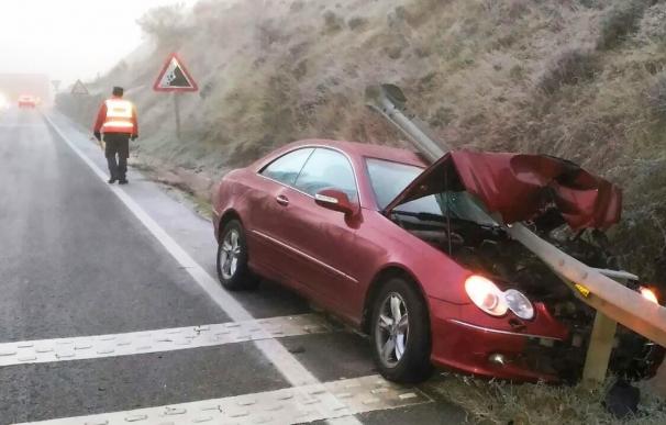 Cuatro accidentes en las últimas horas en Navarra por hielo en la carretera