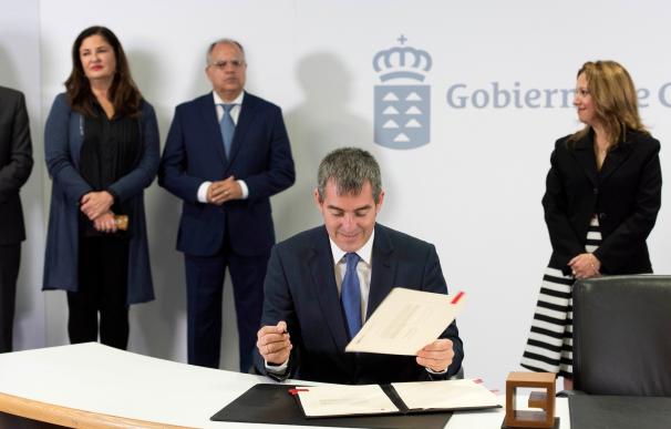 El Gobierno de Canarias materializa el Fdcan con los cabildos, ayuntamientos y las universidades