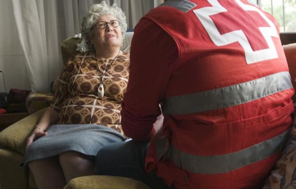 Cruz Roja apoya 3.253 personas mayores de la Región en sus propios hogares durante 2016
