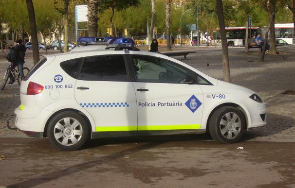 Disfraces de falsos policías: nuevo truco para robar a turistas en España