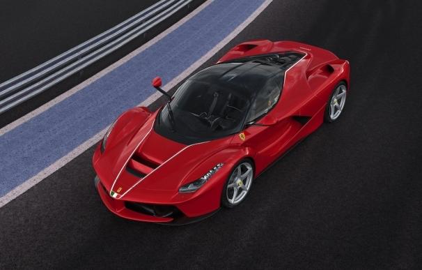 Ferrari marca un récord al subastar un LaFerrari por 6,5 millones con fines benéficos