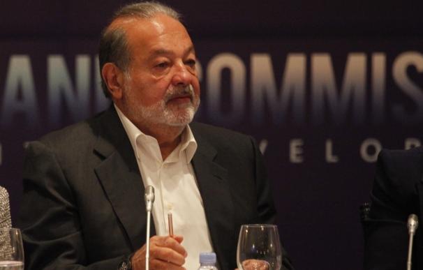 Carlos Slim, FCC y Acciona se adjudican el nuevo aeropuerto de México por 4.000 millones