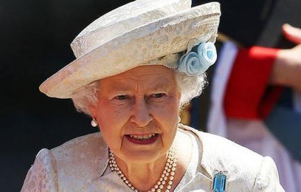 La Reina de Inglaterra anula su presencia en la misa de Navidad