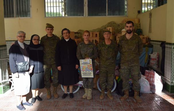 Militares de Melilla donan 1.500 kilos de alimentos a una institución de ayuda a la infancia