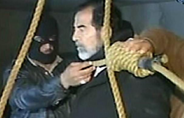 Hoy hace diez años Sadam Husein fue ejecutado ante las cámaras de televisión
