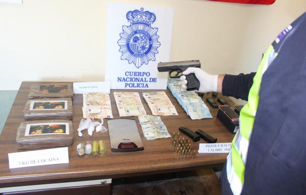 Detenidas 23 personas e incautados cuatro kilos de cocaína preparados para su venta en Fin de Año
