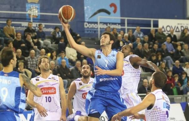El escolta Xabi Oroz renueva por cuatro temporadas con el Gipuzkoa Basket