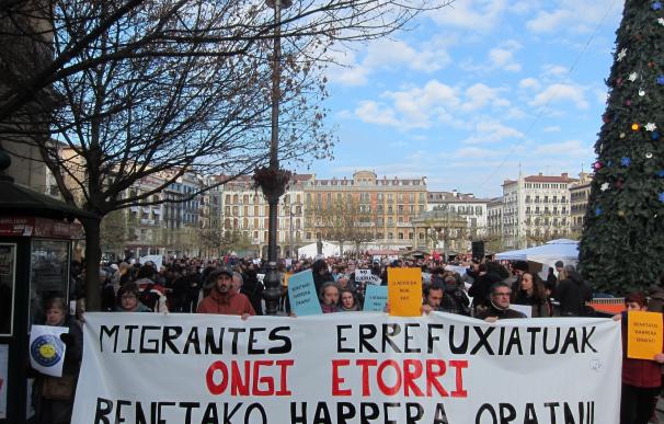 Una manifestación en Pamplona reivindica "una acogida real" para los refugiados y migrantes