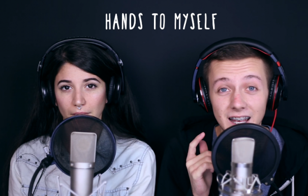 Dos youtubers consiguen fusionar 55 canciones en un Mashup que repasa el 2016