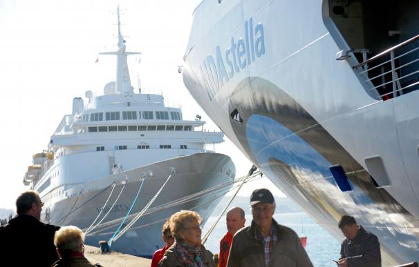 El tráfico de cruceristas se duplica en A Coruña en 2017 mientras cae en torno a un 6% en los puertos de Vigo y Ferrol