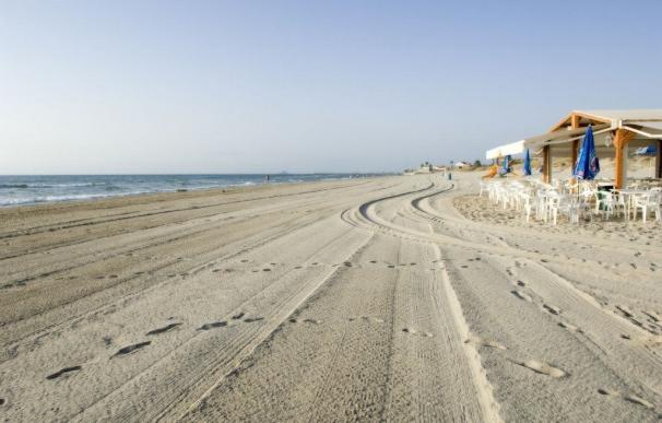 Dos ancianos mueren ahogados en una playa de Pilar de la Horadada y una cala de Torrevieja (Alicante)