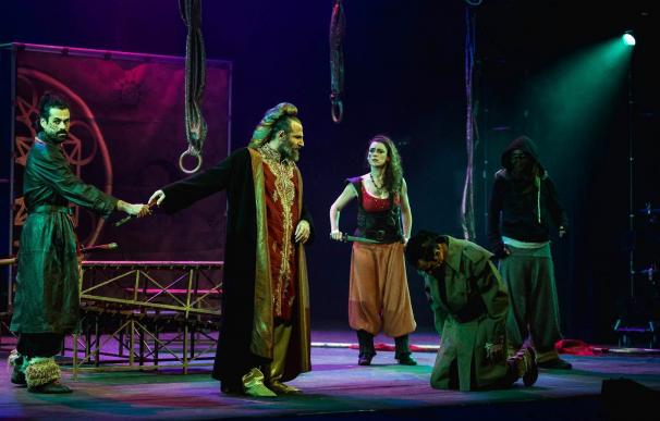 El Teatro del Temple presenta una versión renovada del clásico 'La vida es sueño' en el Festival Puerta al Mediterráneo