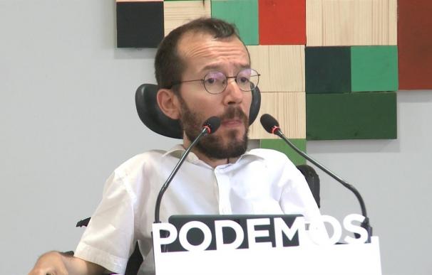 Podemos destaca que la suma con el PSOE supera a PP y Cs, lo que hace "más viable" una alternativa a Rajoy