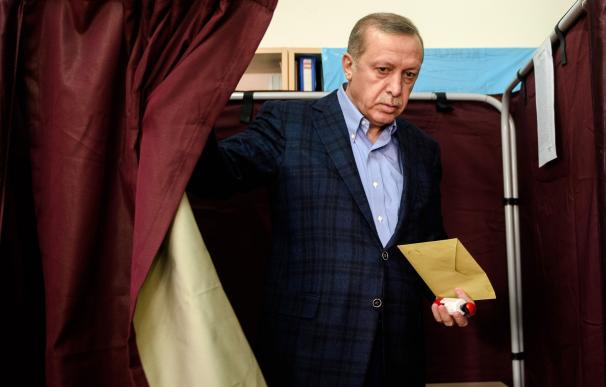 TOPSHOTSTurkish President Recep Tayyip Erdogan exi