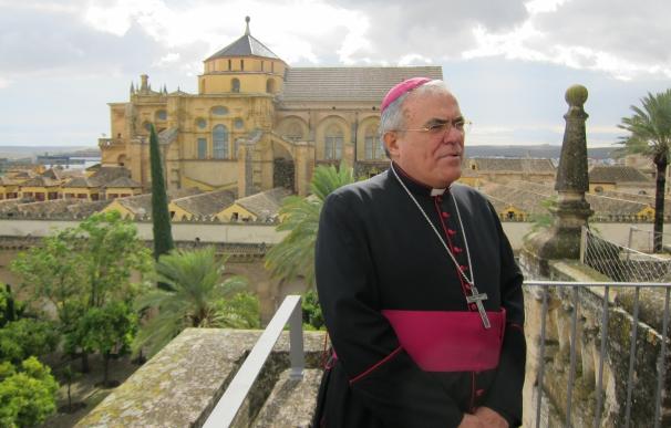 El obispo advierte sobre el "laicismo radical" que quiere "borrar a Dios del mapa"
