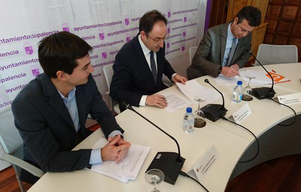 El proyecto de presupuestos del Ayuntamiento de Palencia llega a 77 millones e incorpora propuestas de los grupos