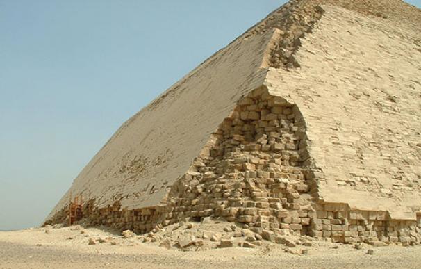 Pirámide de Dahshur en Egipto.