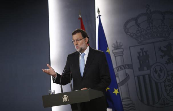 Rajoy destaca que líderes UE y África aborden las causas de inmigración porque "no caben fórmulas mágicas"