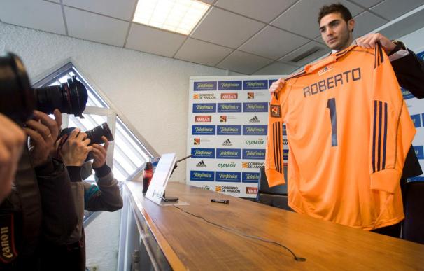 Roberto asegura que espera sumar para que el Zaragoza "esté donde se merece"