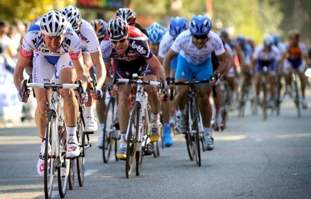 La Vuelta a Andalucía 2010 tendrá 681 kilómetros de recorrido y trece puertos