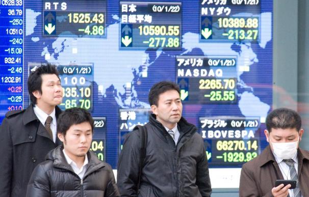 El índice Nikkei baja 0,35 puntos, el 0,01 por ciento, hasta 10.512,69 puntos