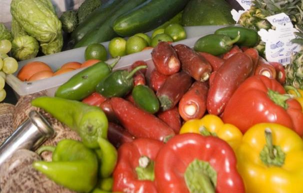 La UE intensifica sus controles a las importaciones de frutas y hortalizas para evitar pesticidas