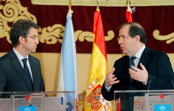 Feijóo y Herrera apuestan por un "autonomismo útil" en más de 20 áreas de gobierno