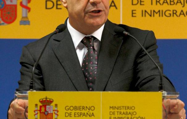 El PSOE aceptará que el Congreso convoque a Corbacho para informar del paro