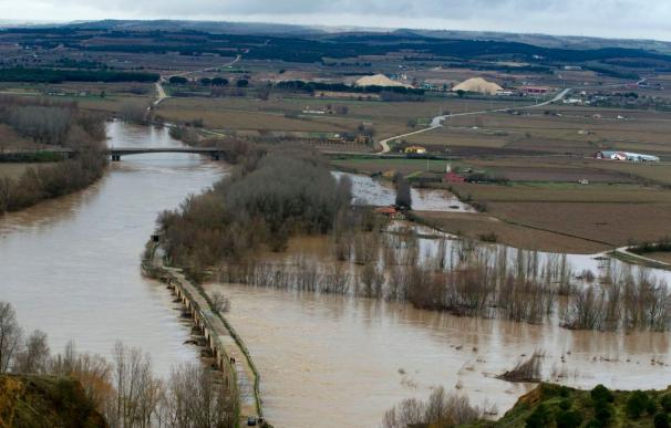 Los ríos mantienen en alerta a 5 localidades de Castilla y León con el Duero subiendo en Valladolid