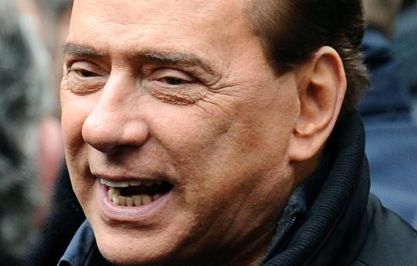 Berlusconi justifica su ausencia de un juicio por problemas de agenda