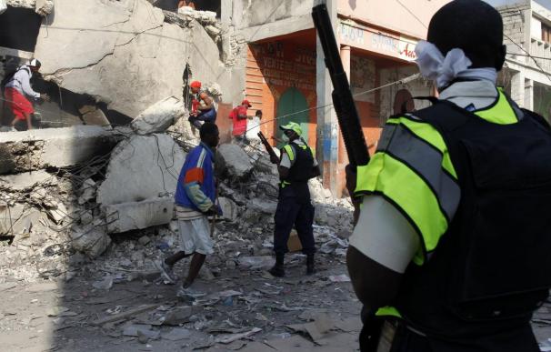 EE.UU. considera "manejable" la agitación y los brotes violencia en Haití