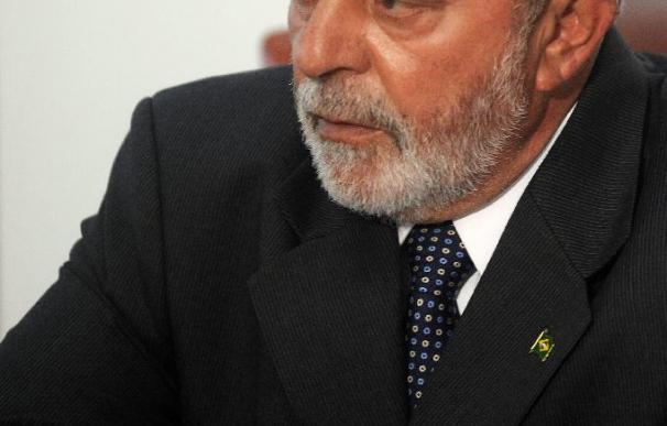 Lula pide "transformar la sensibilidad" en dinero para Haití