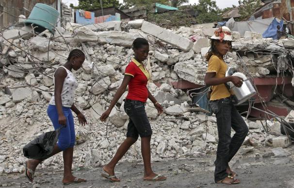 Los equipos de rescate en Puerto Princípe han rescatado a una adolescente. El terremoto que asoló el país caribeño hace 16 días se ha cobrado al menos 170.000 personas.