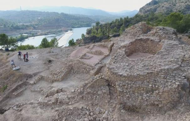 La URV finaliza una campaña de excavaciones en el poblado ibérico de Assut en Tarragona