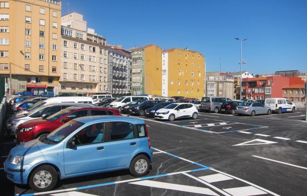 Inaugurado el aparcamiento gratuito provisional de más de 200 plazas en la antigua parcela de Tabacalera