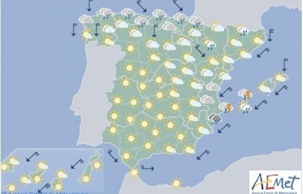 Mallorca y Menorca se encuentran en riesgo por oleaje e Ibiza, también por lluvias y tormentas