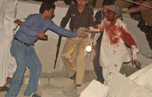 Al menos 25 muertos en un atentado en la ciudad paquistaní de Karachi