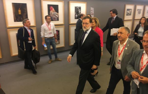 Rajoy habla por primera vez en sus 35 años de trayectoria política en un acto organizado por UGT