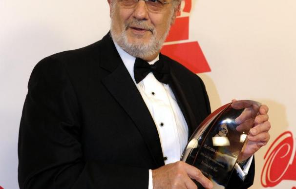 Plácido Domingo asegura que el Premio Persona del Año 2010 le ha llegado al corazón